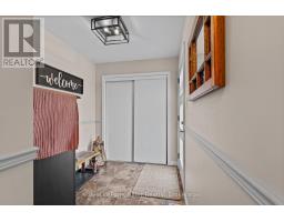 47 WINDEMERE CRESCENT - 31