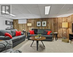 47 WINDEMERE CRESCENT - 34