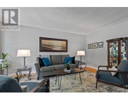 47 WINDEMERE CRESCENT - 7
