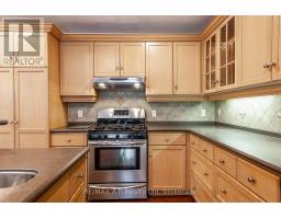 59 - 30 EAGLE DRIVE - 15