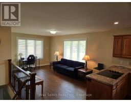 A - 12 CLAYTON STREET - 16