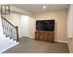 A - 12 CLAYTON STREET - 35