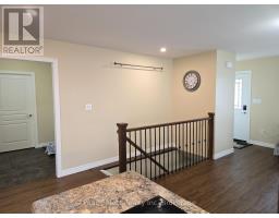 A - 12 CLAYTON STREET - 9