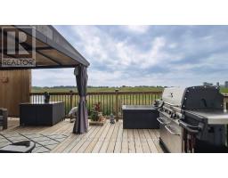 648 GLORIA STREET - 33