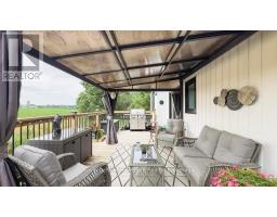 648 GLORIA STREET - 36