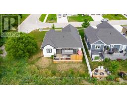 648 GLORIA STREET - 39