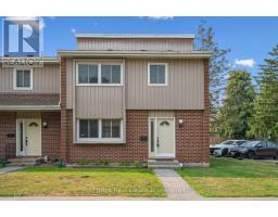 16 - 121 UNIVERSITY AVENUE E - 1