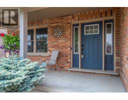 22 MILLSON CRESCENT - 12