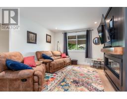 22 MILLSON CRESCENT - 13