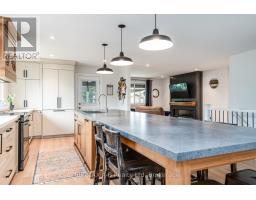 22 MILLSON CRESCENT - 21
