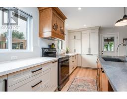 22 MILLSON CRESCENT - 22