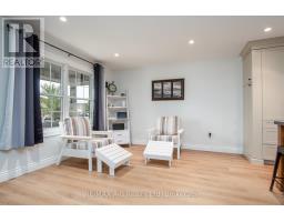 22 MILLSON CRESCENT - 24