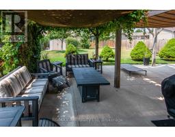 22 MILLSON CRESCENT - 4