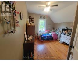 30 KING STREET N - 28