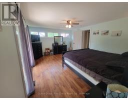 30 KING STREET N - 35
