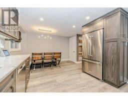 478 PINETREE CRESCENT - 10