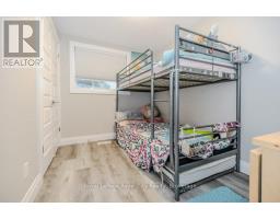 478 PINETREE CRESCENT - 14