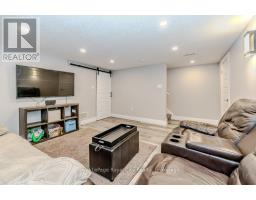 478 PINETREE CRESCENT - 17