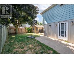 478 PINETREE CRESCENT - 21