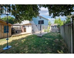 478 PINETREE CRESCENT - 24