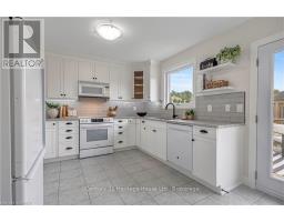 29 CASSON LANE - 15