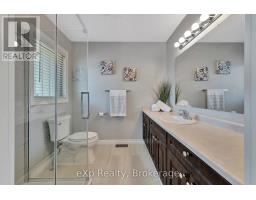 D2 - 12 BRANTWOOD PARK ROAD - 18