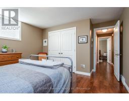 24 CARRIAGE LANE - 42