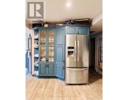 14 MCDONALD STREET W - 20
