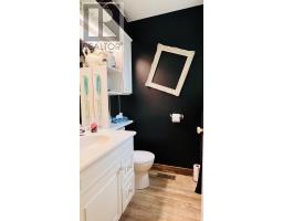 14 MCDONALD STREET W - 25