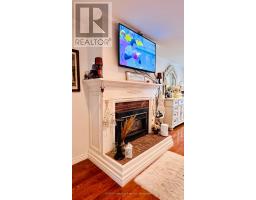 14 MCDONALD STREET W - 28