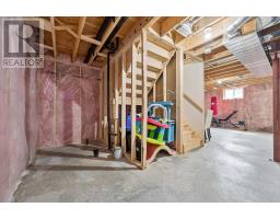 14 HALLIDAY DRIVE - 28