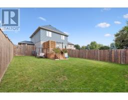 14 HALLIDAY DRIVE - 33