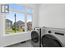 153 BLACKLOCK STREET - 16