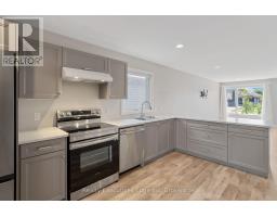 98 MOONSTONE CRESCENT - 10