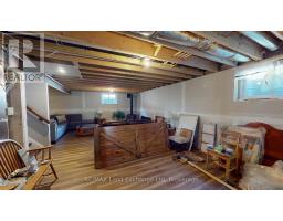 661 GLORIA STREET - 21