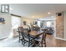 52 ONTARIO STREET N - 12