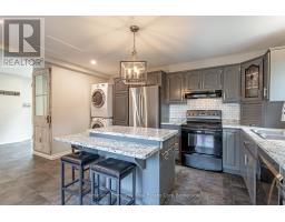 52 ONTARIO STREET N - 15
