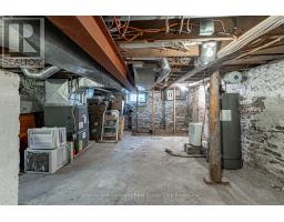 52 ONTARIO STREET N - 25
