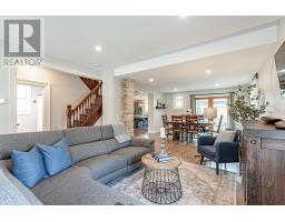 52 ONTARIO STREET N - 7
