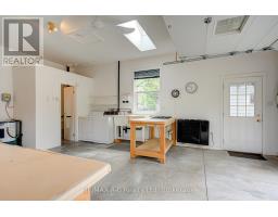 258 DOURO STREET - 31