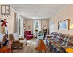 243 ALBERT STREET - 8
