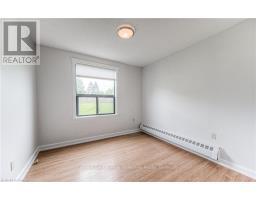 211 - 1100 COURTLAND AVENUE E - 17