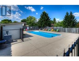211 - 1100 COURTLAND AVENUE E - 23