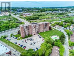 211 - 1100 COURTLAND AVENUE E - 37