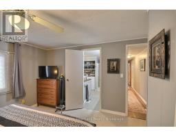 35 KALISCH AVENUE - 14