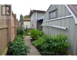 35 KALISCH AVENUE - 22