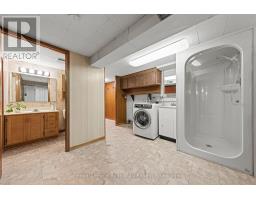 1452 MARY AVENUE - 32