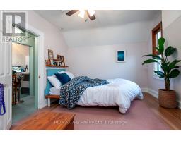 48 FRANKLIN DRIVE - 14