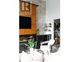 205 - 276 KING STREET W - 33