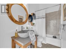 205 - 276 KING STREET W - 35